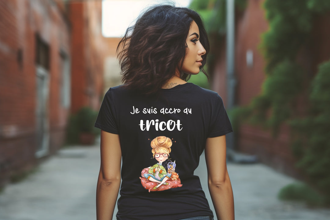 T-Shirt femme ''Je suis accro au Tricot''