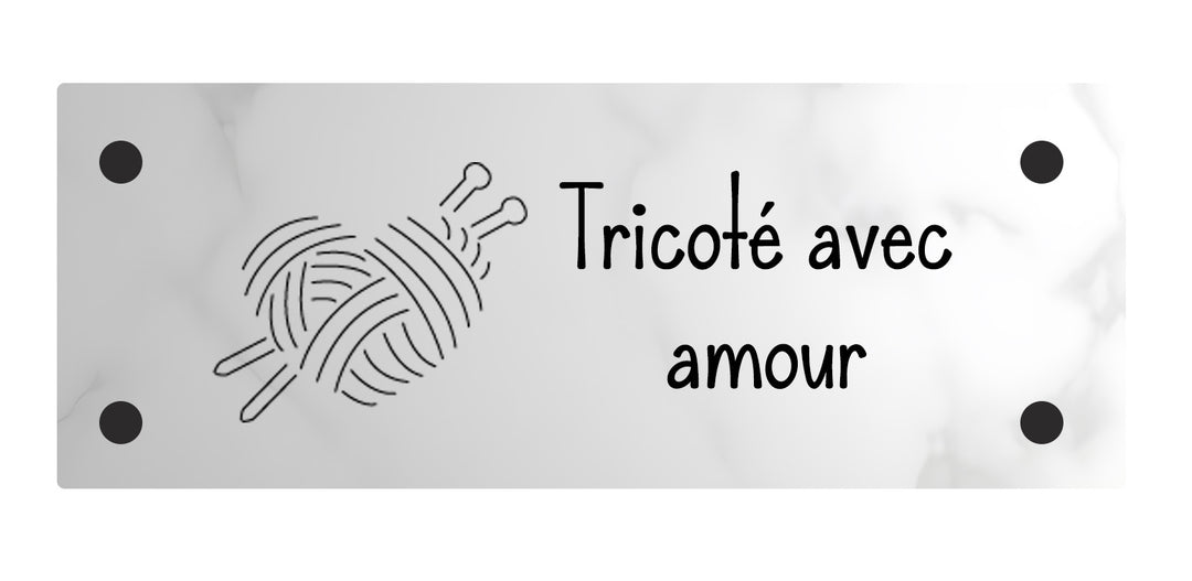 TRICOTÉ AVEC AMOUR (COEUR)